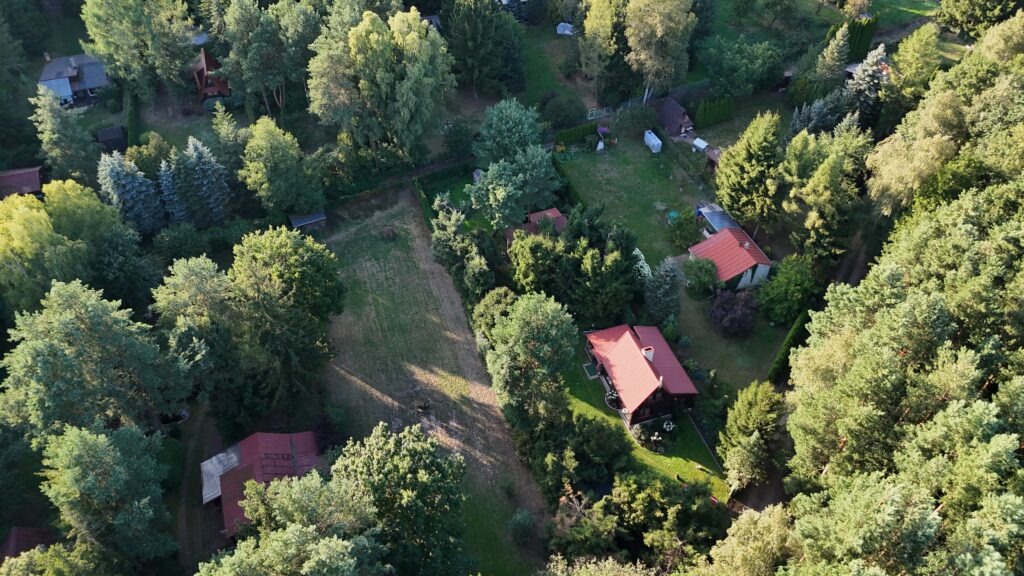 Filmy z Drona Warszawa, Usługi Dronem, Nagrania Ultra HD 4k i 8K Zdjęcia, Działki, dla firm, Wesela, Śluby, Imprezy,
